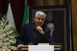 رئیس بیمارستان فارابی: پروفسور هرمز شمس نماد عشق به ایران و چشم‌پزشکی بود