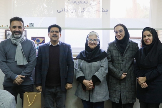 دیدار رئیس مرکز تحقیقات چشم‌پزشکی ترجمانی با کارشناس عالی بهداشت سازمان جهانی بهداشت 