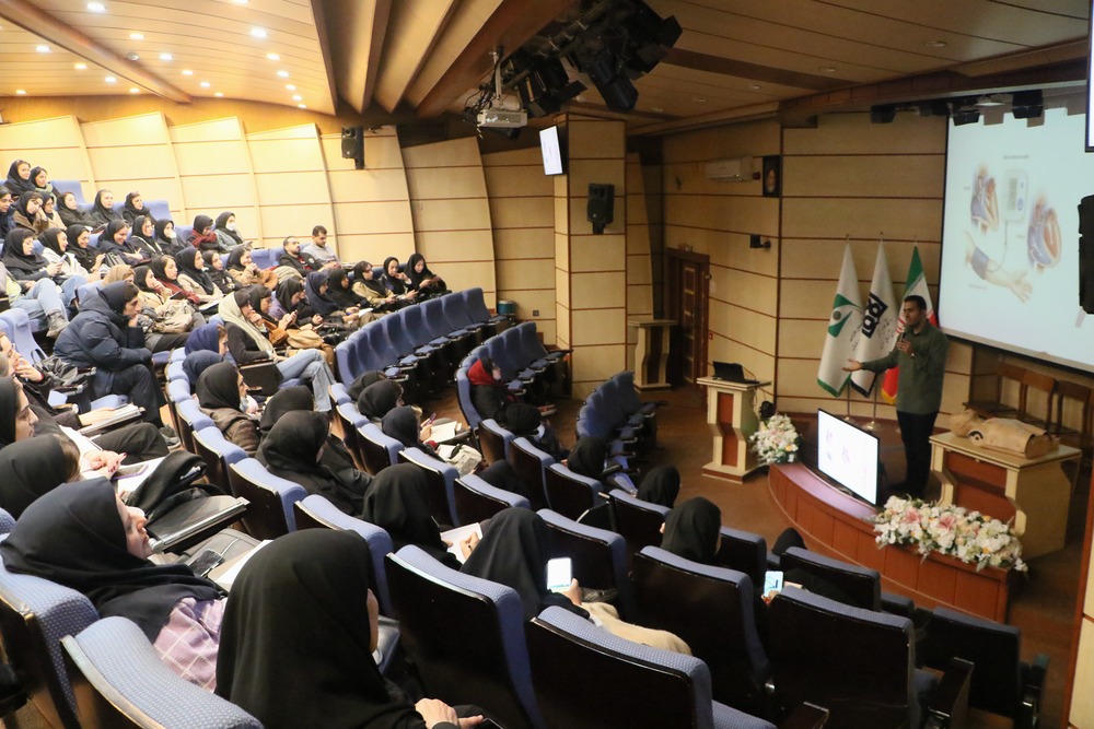برگزاری سلسله سمینارهای آموزشی احیای قلبی ریوی در بیمارستان فارابی