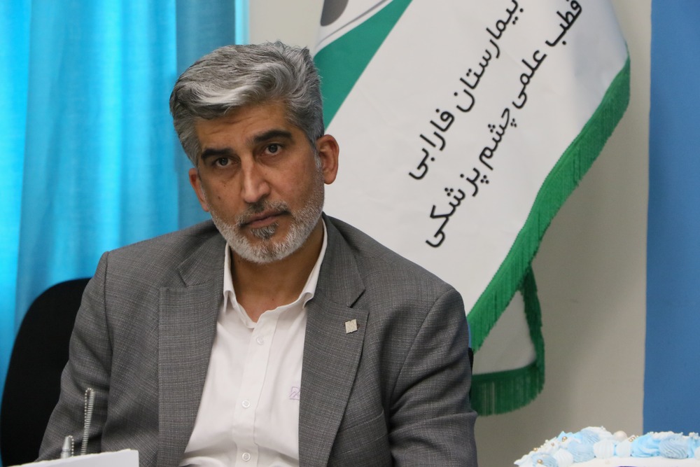 مهرداد ماهوش، مدیر بیمارستان فارابی