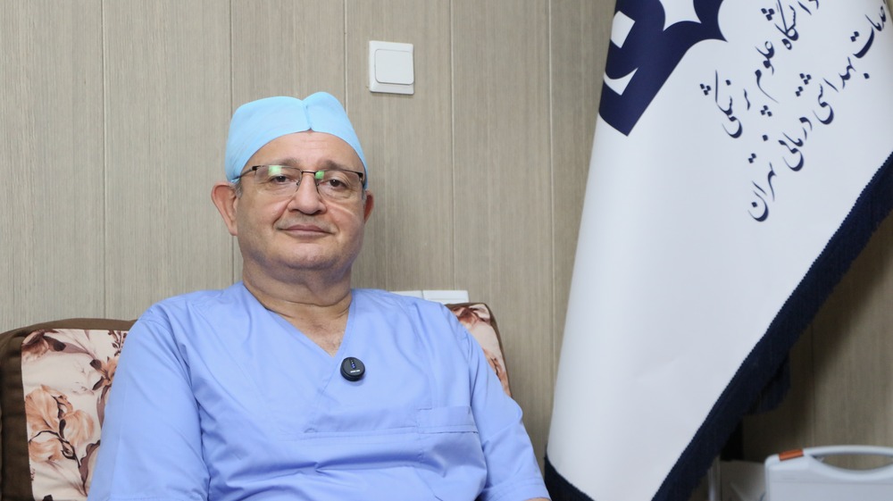 دکتر محمدرضا امام&zwnj;هادی، استاد گروه جراحی مغز و اعصاب دانشگاه علوم پزشکی گیلان