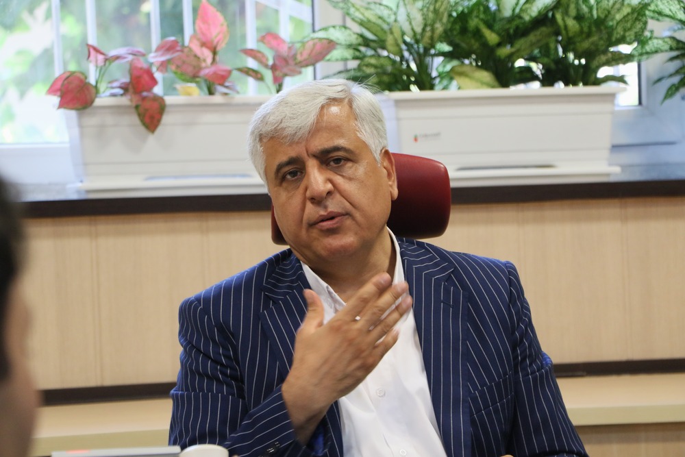 دکتر قاسم فخرائی، رئیس بیمارستان فارابی
